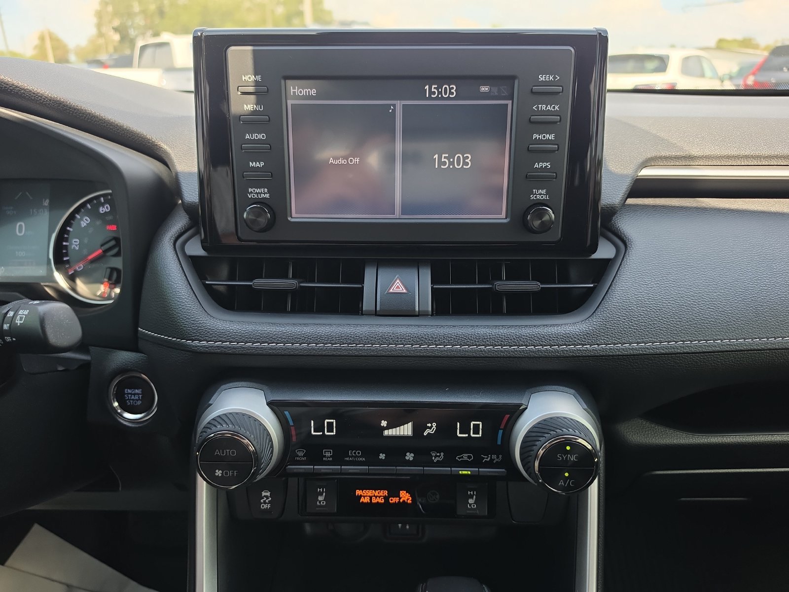 Used 2019 Toyota RAV4 XLE w/ Convenience Package AWD/4WD image 18