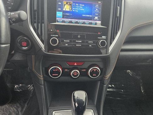 Used 2020 Subaru Crosstrek 2.0i Premium w/ Moonroof Package 2 image 4