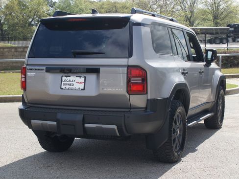 Used 2025 Toyota Land Cruiser AWD/4WD image 20