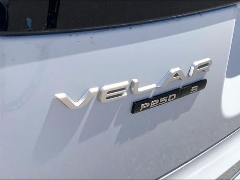 Used 2020 Land Rover Range Rover Velar S AWD/4WD image 30