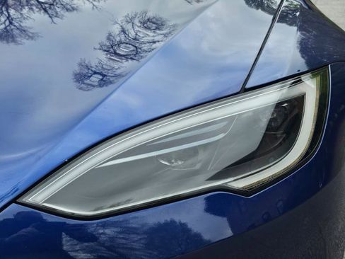 Used 2023 Tesla Model S AWD/4WD image 25