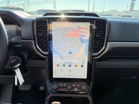 New 2025 Ford Ranger XLT w/ Equipment Group 301A High image 19