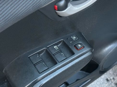 Used 2012 Honda Fit image 13