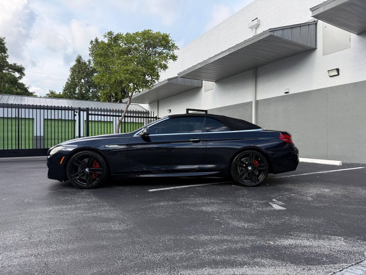 Used 2012 BMW 650i Convertible w/ M Sport Pkg RWD image 11
