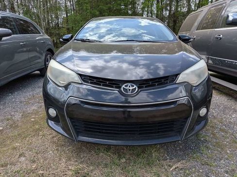 Used 2015 Toyota Corolla S image 2