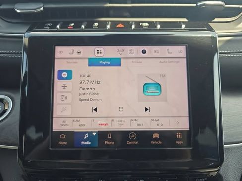Used 2022 Jeep Grand Cherokee L Limited w/ Luxury Tech Group II AWD/4WD image 13
