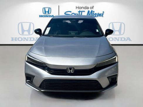 Used 2023 Honda Civic Sport image 2