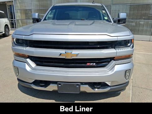 Used 2018 Chevrolet Silverado 1500 LT w/ All Star Edition AWD/4WD image 8