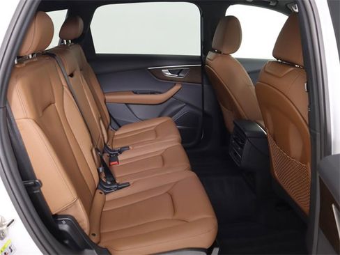 Certified 2025 Audi Q7 3.0T Premium Plus w/ Premium Plus Package image 14
