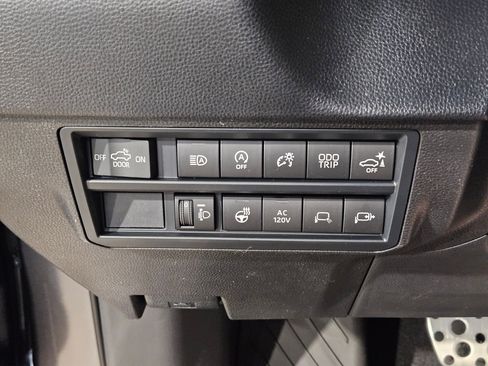 New 2026 Toyota Tundra SR5 image 13