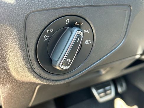 Used 2023 Volkswagen Atlas Cross Sport SEL R-Line image 23