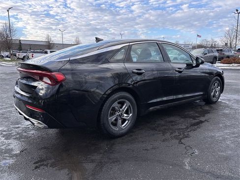 Used 2022 Kia K5 LXS image 3