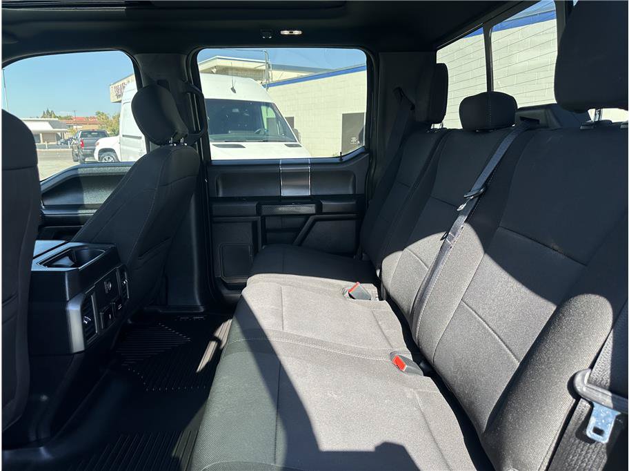 Used 2018 Ford F150 XLT w/ Equipment Group 302A Luxury AWD/4WD image 29