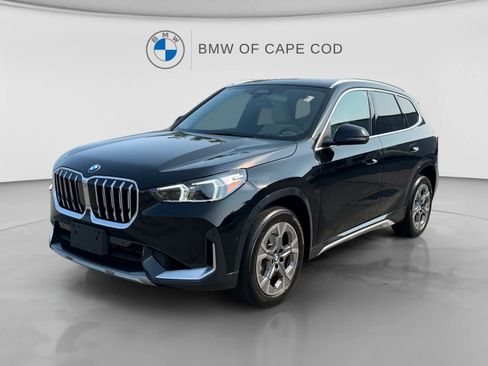 Used 2025 BMW X1 xDrive28i w/ Premium Package AWD/4WD image 3