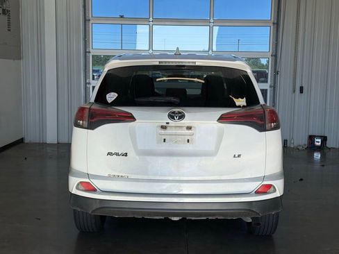Used 2017 Toyota RAV4 LE w/ All Weather Liner Package FWD image 8
