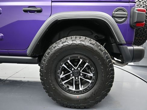 New 2026 Jeep Wrangler Unlimited Rubicon 392 w/ Quick Order Package 27X Moab AWD/4WD image 9