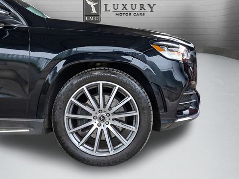 Used 2023 Mercedes-Benz GLS 450 4MATIC image 10