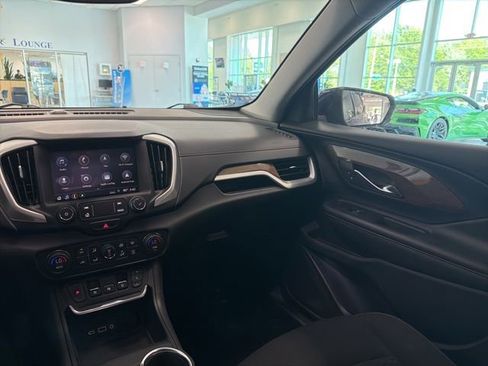 Used 2019 GMC Terrain SLE w/ Driver Convenience Package AWD/4WD image 23