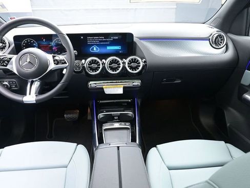 Used 2026 Mercedes-Benz GLA 250 image 9