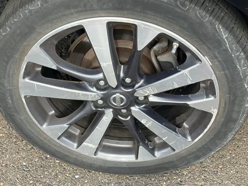 Used 2016 Nissan Altima 2.5 SR w/ LED Appearance Package FWD image 17