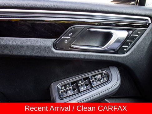 Used 2021 Porsche Macan S image 20