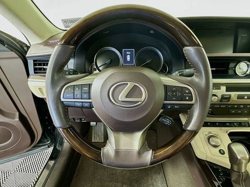 Used 2016 Lexus ES 350 w/ Luxury Package w/Wood Trim FWD image 13