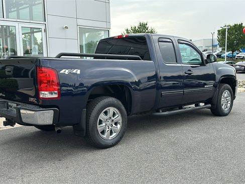 Used 2012 GMC Sierra 1500 SLT w/ SLT Convenience Package AWD/4WD image 8