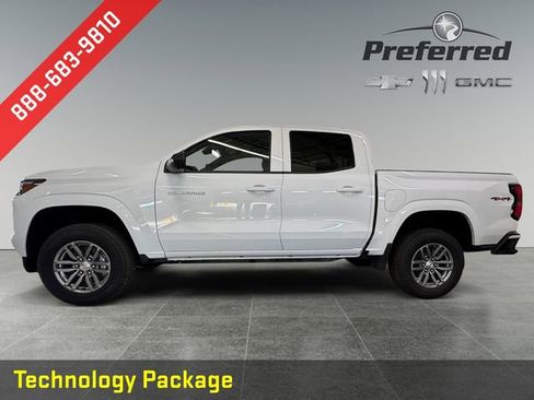 New 2025 Chevrolet Colorado LT w/ LT Convenience Package AWD/4WD image 5