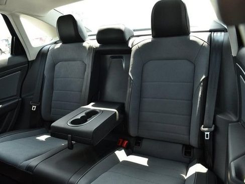 New 2026 Volkswagen Jetta SE FWD image 23