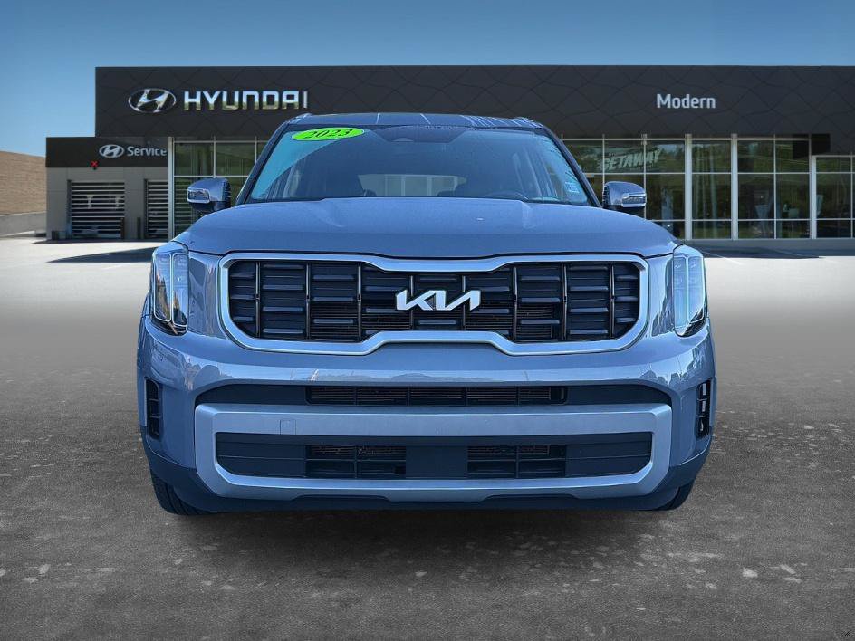 Used 2023 Kia Telluride S FWD image 2