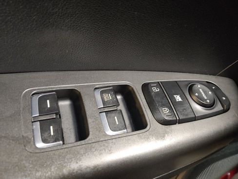 Used 2021 Kia Sportage LX FWD image 27