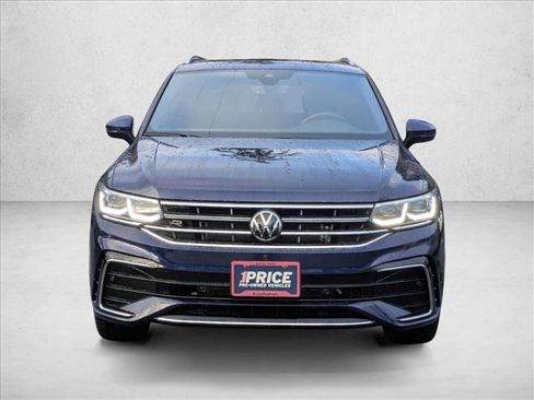 Used 2024 Volkswagen Tiguan SEL R-Line image 2