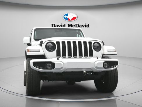 Used 2023 Jeep Wrangler Unlimited Sahara AWD/4WD image 26