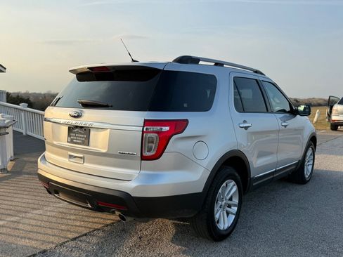 Used 2013 Ford Explorer XLT FWD image 5