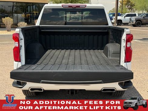 Used 2022 Chevrolet Silverado 1500 High Country w/ Technology Package RWD image 8