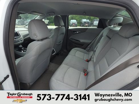Used 2024 Chevrolet Malibu LT FWD image 28
