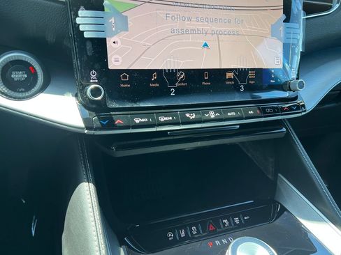 New 2026 Jeep Grand Wagoneer Limited AWD/4WD image 29