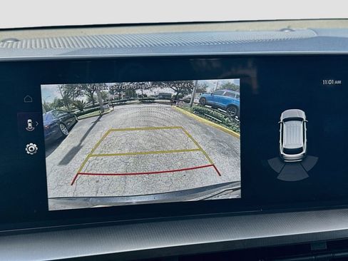 Used 2025 Kia Telluride S FWD image 13