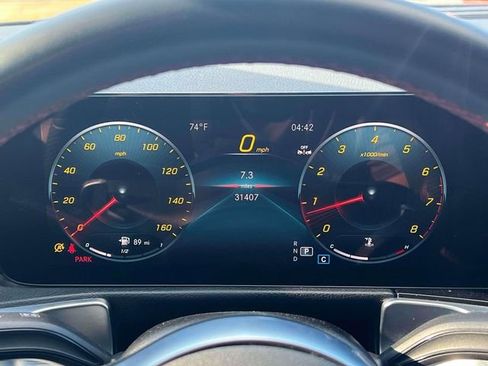 Used 2023 Mercedes-Benz GLB 250 image 33