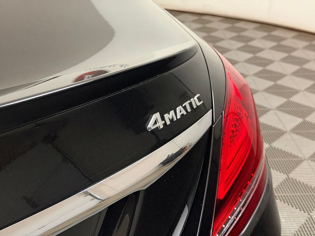 Used 2019 Mercedes-Benz C 300 4MATIC Sedan image 12