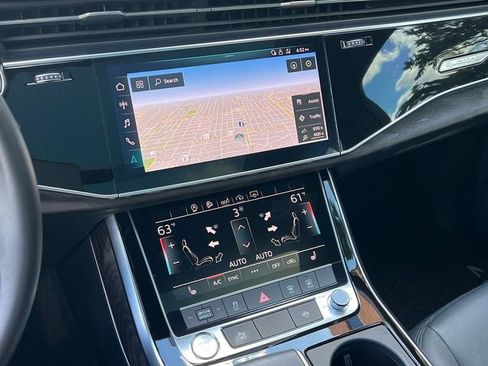 Used 2020 Audi Q7 3.0T Premium Plus w/ Premium Plus Package AWD/4WD image 27