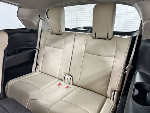 Used 2019 INFINITI QX60 Luxe w/ Essential Package image 9