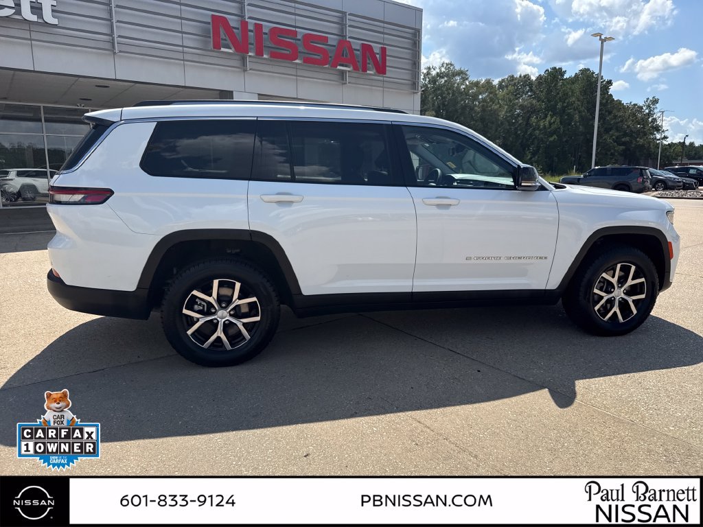 Used 2023 Jeep Grand Cherokee L Limited AWD/4WD image 9