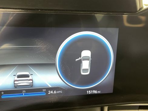 Used 2023 Hyundai Elantra SEL w/ Convenience Package image 22