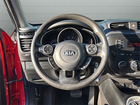Used 2014 Kia Soul + image 24