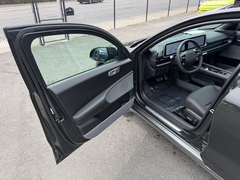 Used 2023 Hyundai Ioniq 6 Limited w/ Cargo Package RWD image 9