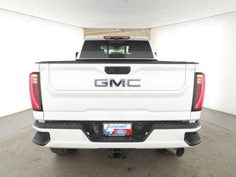 Used 2024 GMC Sierra 2500 Denali Ultimate image 4