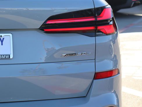 Used 2024 BMW X5 xDrive50e w/ Executive Package image 6