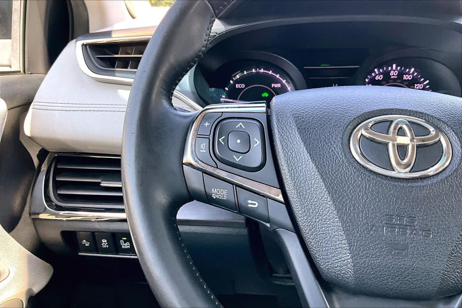 Used 2017 Toyota Avalon Limited FWD image 24