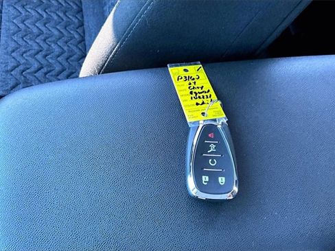 Used 2024 Chevrolet Equinox LT w/ LPO, Floor Liner Package image 35